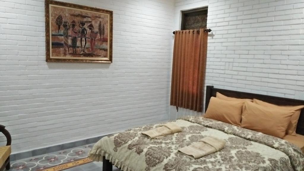 Satu Kayen Guest House Sleman  Zewnętrze zdjęcie