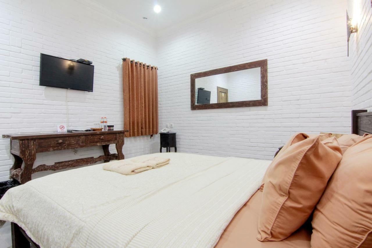 Satu Kayen Guest House Sleman  Zewnętrze zdjęcie