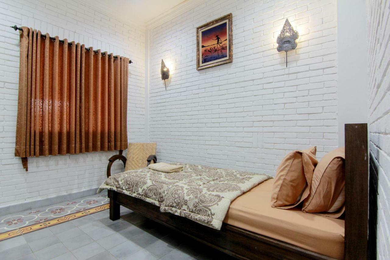Satu Kayen Guest House Sleman  Zewnętrze zdjęcie